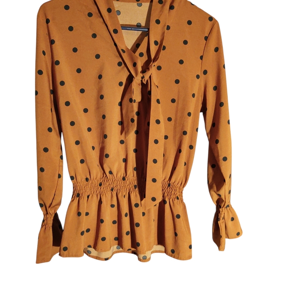 Med dress blouse